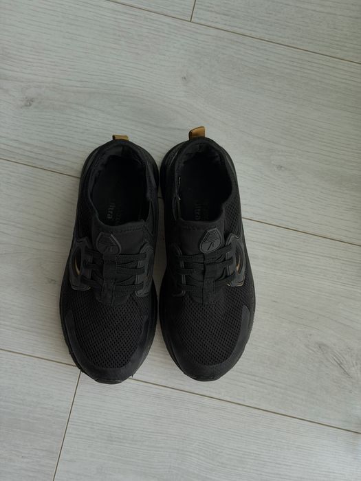 Кросівки 35 р. Next