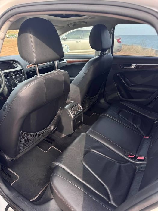 Продам Audi A4B8