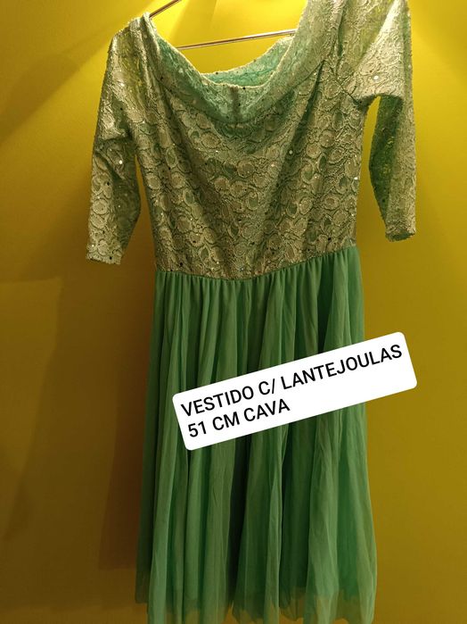 Vestidos de senhora cada 5 euros. Tamanho nas fotos