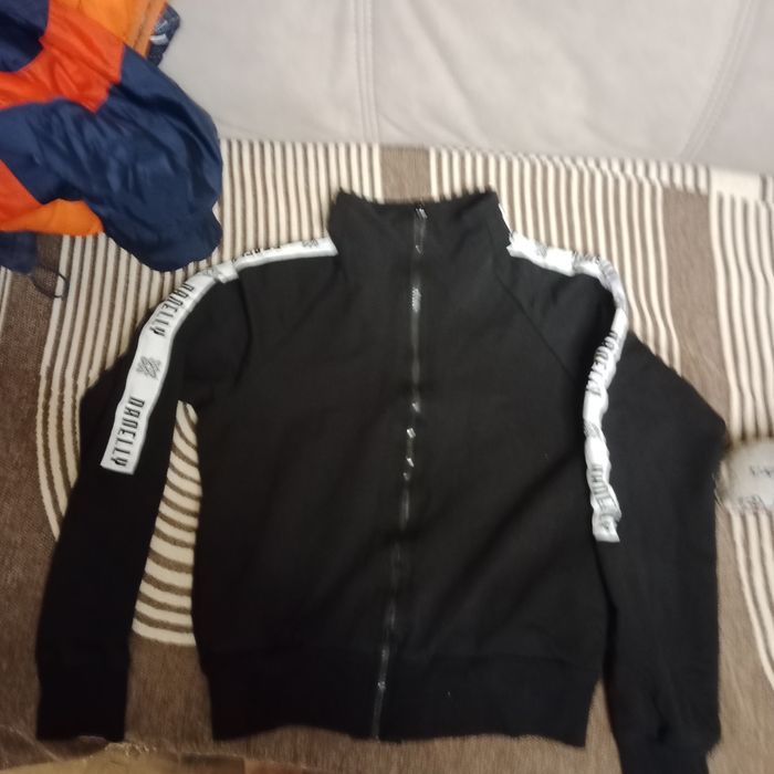 Спортивна кофта спортивка