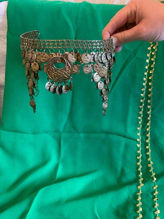 Продам костюм для східних танців, із прикрасами та аксесуарами