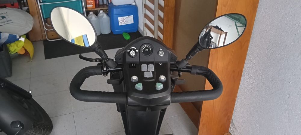 Scooter Mobilidade Reduzida - Egiro  Stannah