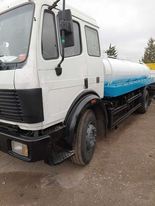 молоковоз ,водовоз, Mercedes-Benz 1424 цистерна харчова