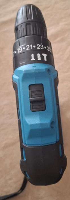 AParafusadora multifunções 28V
