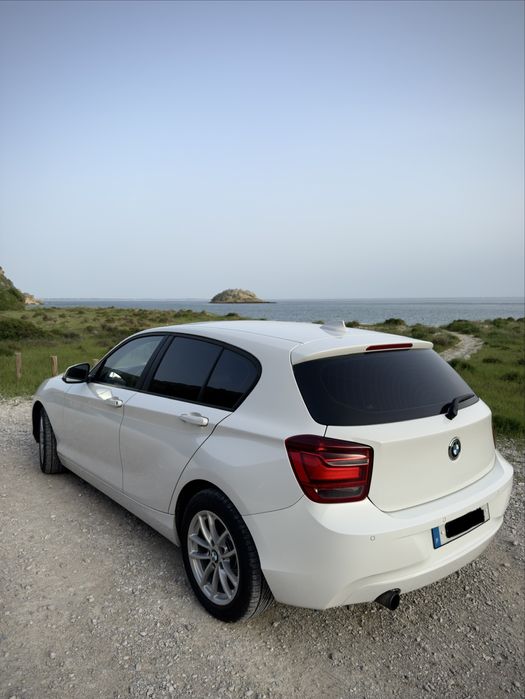 BMW 118i - c/ certificado bmw