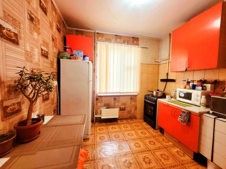 3-к кв., Оболонський р-н, Мінська, Бережанська, 16а