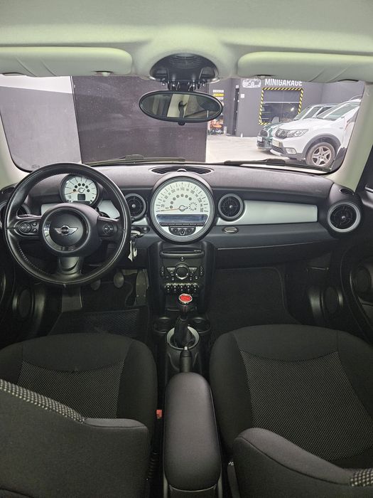 Mini One 1.6 (impecável)