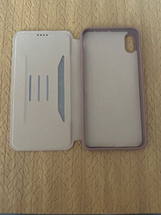 Etui zamykane na telefon iPhone XS Max- nowe