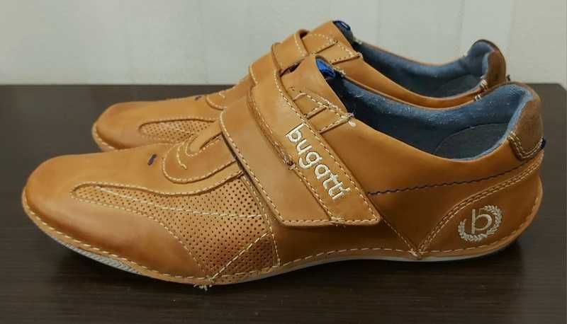 Мокасини   Bugatti