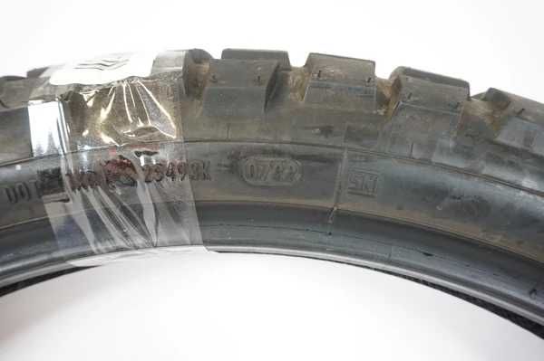 Pirelli Scorpion Rally STR 90/90-21