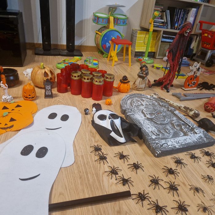 Enfeites de Halloween.
