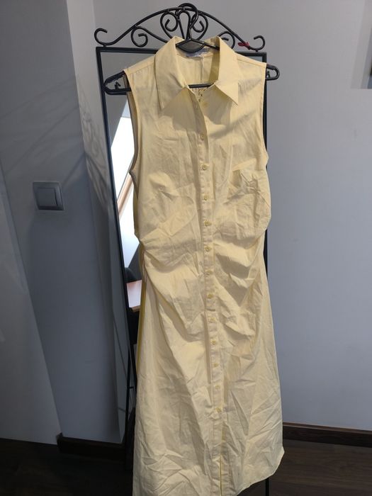 Żółta sukienka. Nowa z metką.