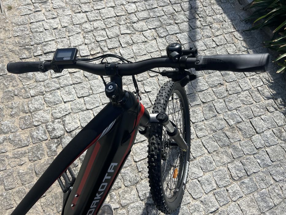 Bicicleta eletrica urbanbiker como nova