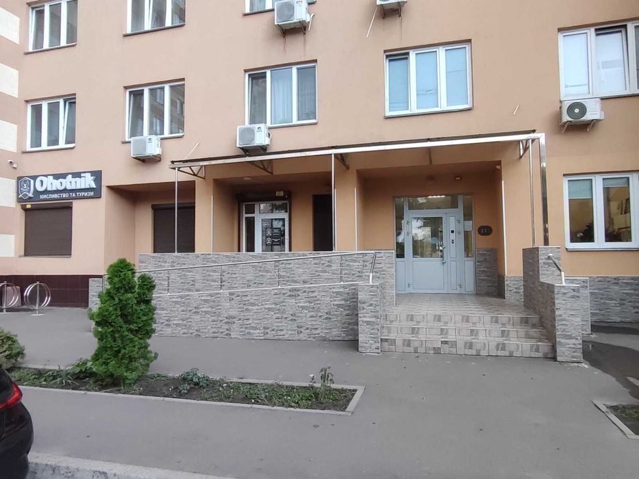 1К квартира люкс студія метро Чернігівська 3 хвил