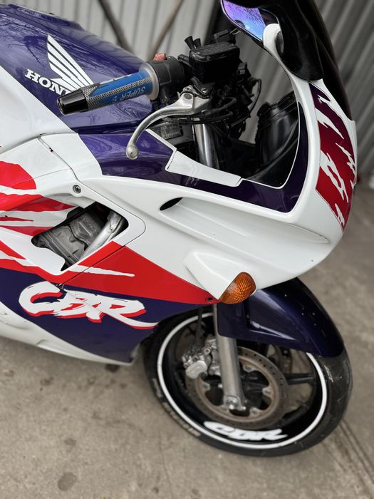 Honda cbr 1993 f2 A2