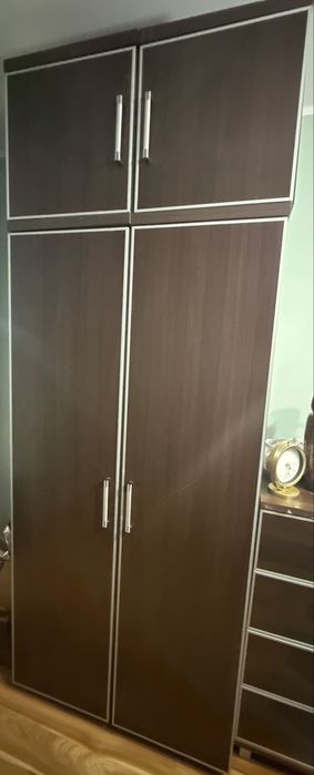 Szafa z nadstawkami duża, pojemna