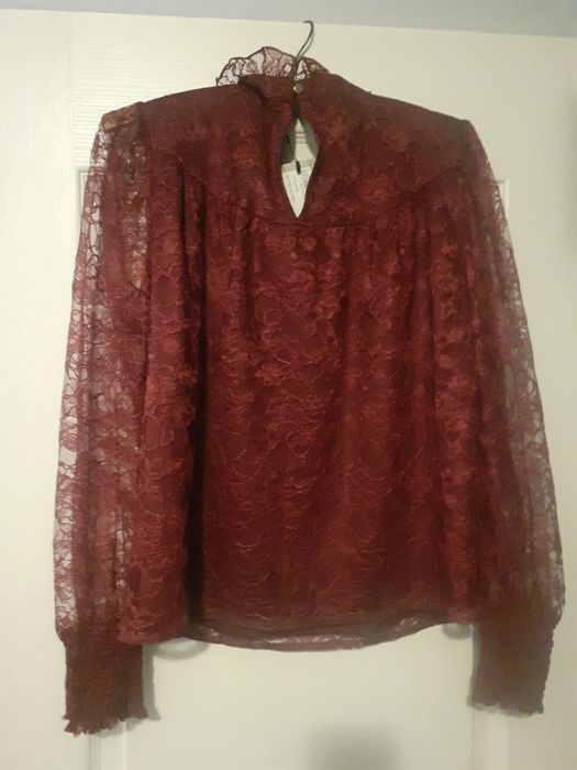 Bluzka koronkowa oasis hit