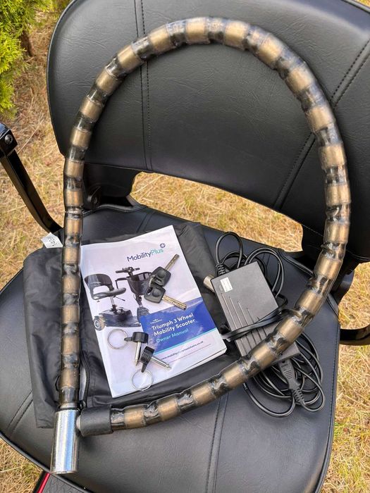 MobilityPlus+ Triumph – kompaktowy trójkołowy skuter inwalidzki