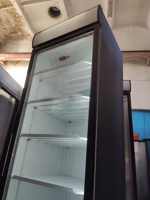 Холодильна Шафа вітрина Inter 501T Антрацит. Холодильник. Стан ідеал