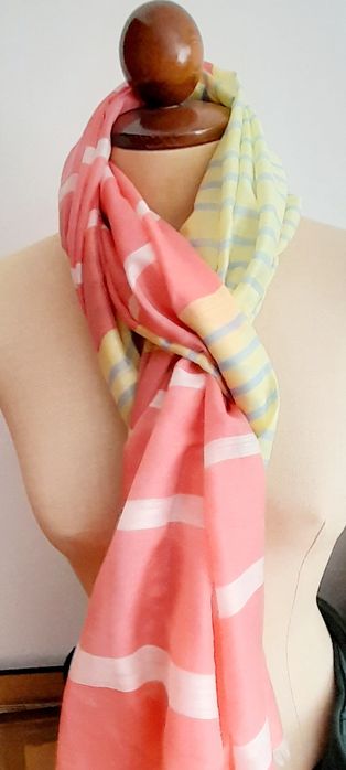 5 Lenços/ Echarpes por 10 euros