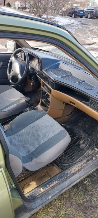 Opel kadet 1986 інжектор 1.8