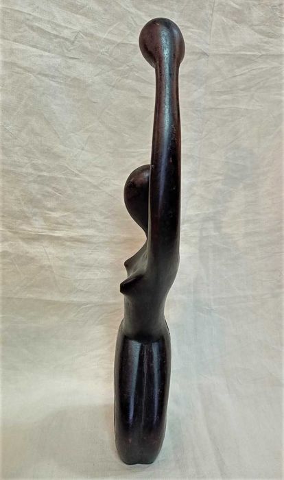 Escultura Madeira Mulher Africana 2