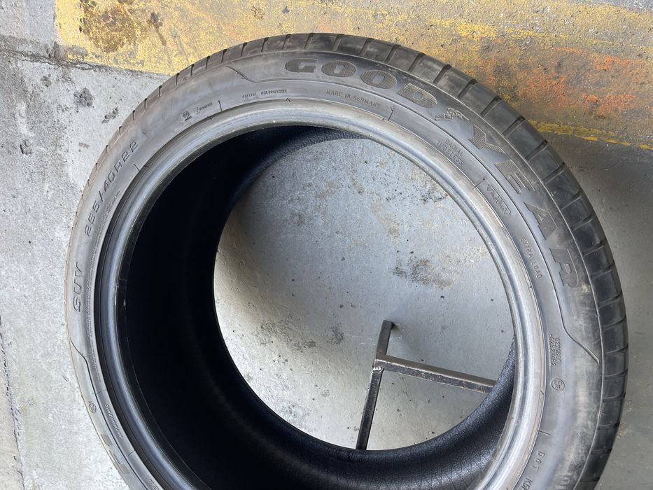 Шини літні R22 295 40 Goodyear Склад Осокорки