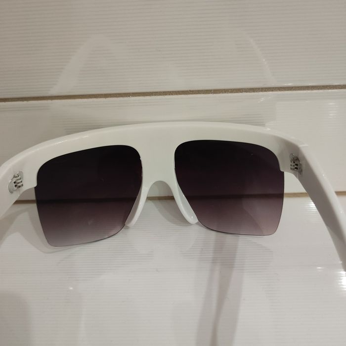 Okulary przeciwsłoneczne Biała oprawa