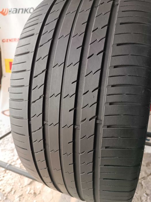 Літня шина 295/35 R21  Tracmax x-privilo rs01+