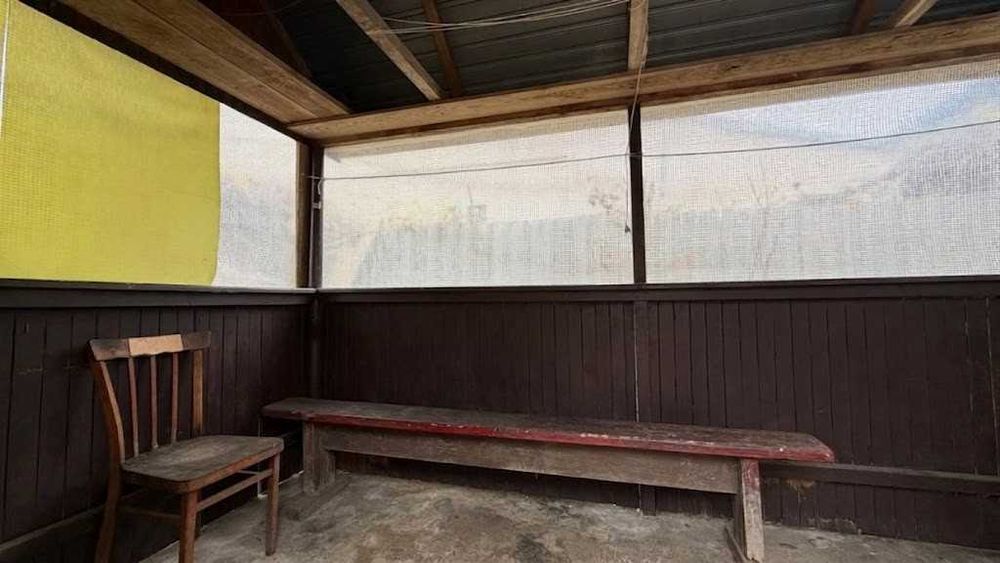 Продаж цегляного будинку 78м². 4 кімнати. 33 сотки. Центр. ID:813