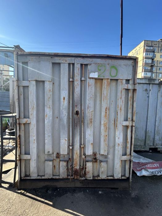 Продам контейнери (бытовки) 5-ти  тонні .