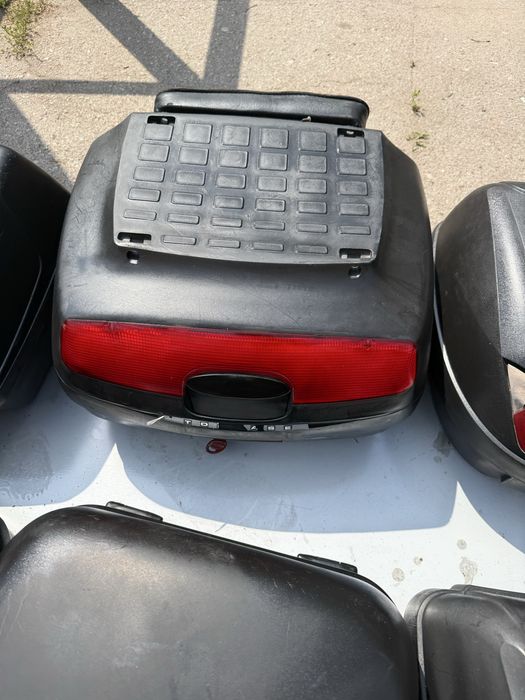 Японський ящик кофр багажник givi, shad, Coocase, rays,
