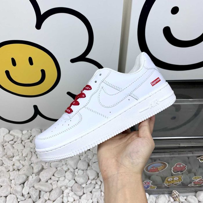 Nike_Air_Force_1_Low_Supreme_White R.38.5