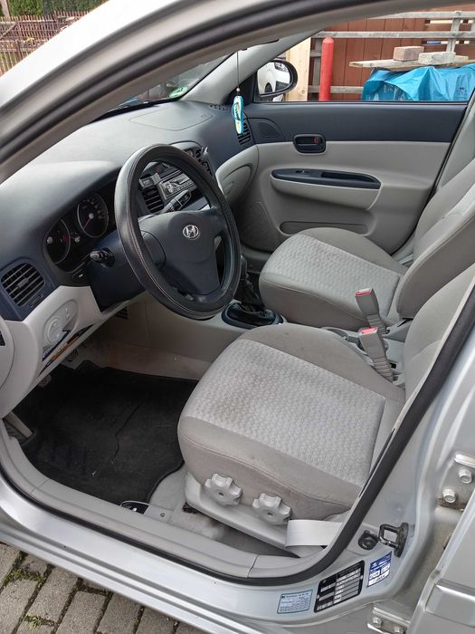 Hyundai Accent 1.4 benzyna sedan 2007r