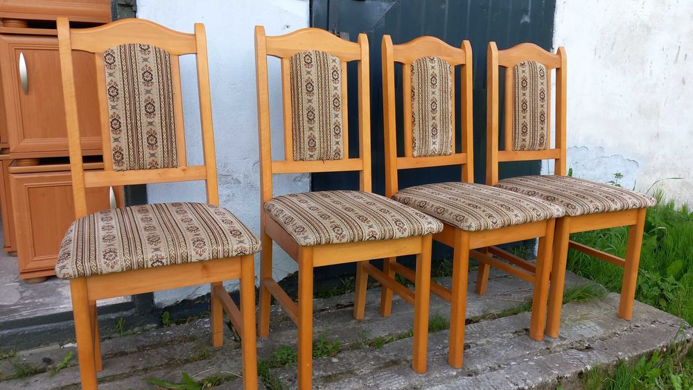 krzesła drewniane tapicerowane-4sztuki-stan bdb