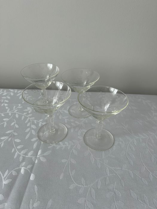 Kieliszki kryształowe martini szampan PRL