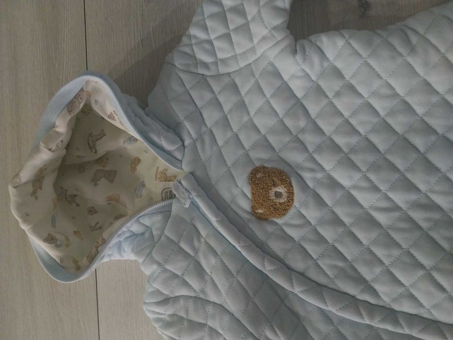 Kombinezon chłopięcy 68r