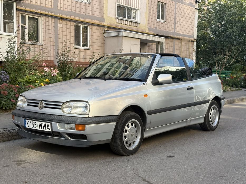 Volkswagen Golf 3 Cabriolet 1.8 Бензин