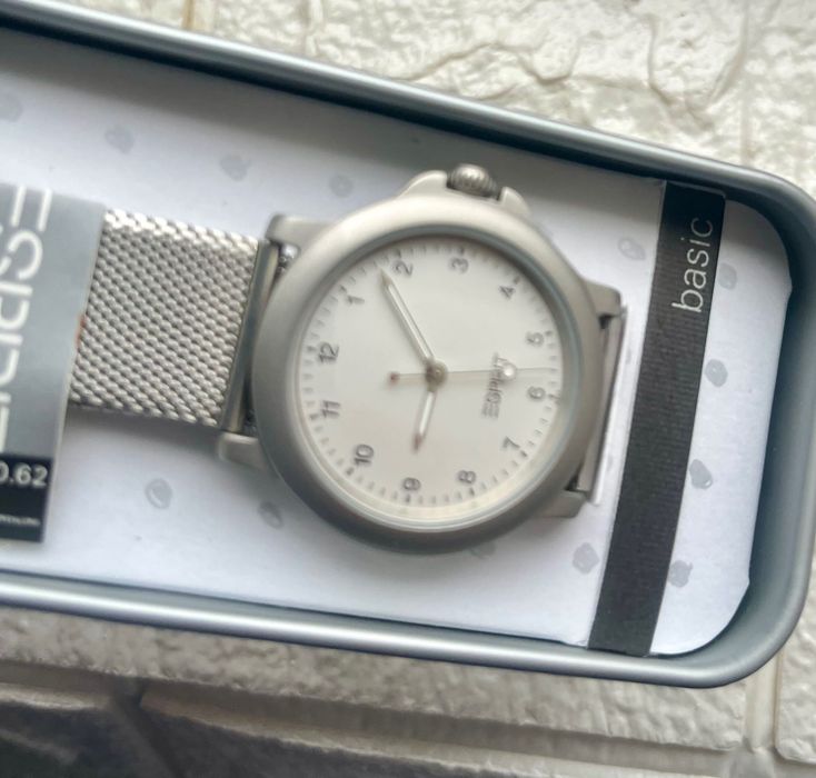 Годинник Esprit новий