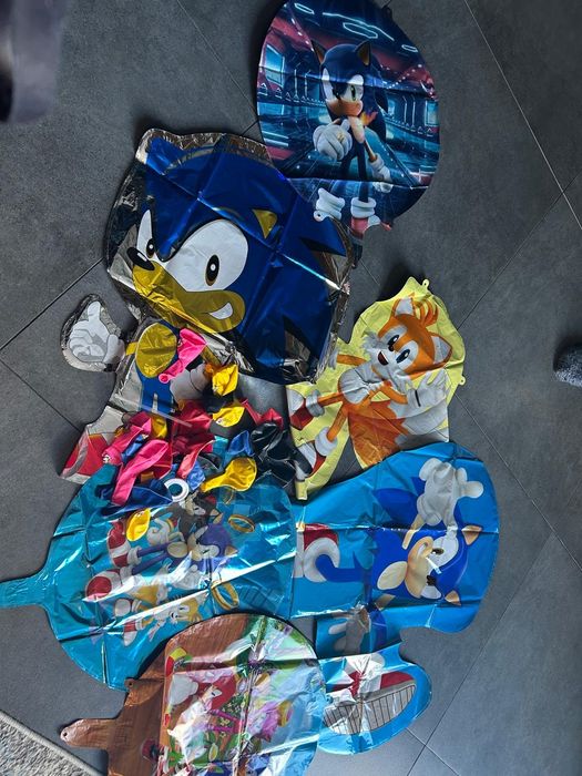Tło do zdjęć, girlanda urodzinowa balony sonic