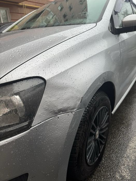 Крило ліве переднє volkswagen polo 2012