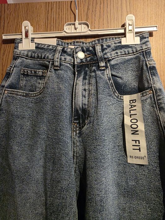 Jeansy damskie balloon fit