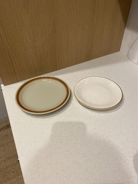 Talerz Vintage nakrapiany talerzyk deserowy śniadaniowy kremowy beż