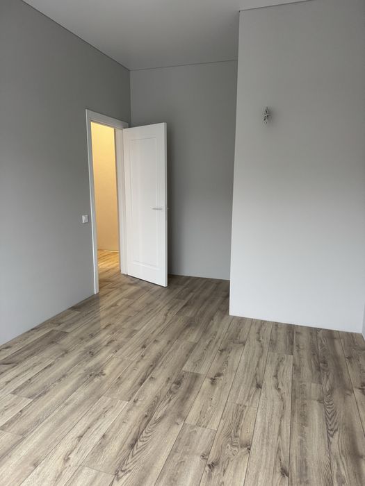 Петропавлівська Борщагівка КМ Garden Villadge  таун з ремонтом