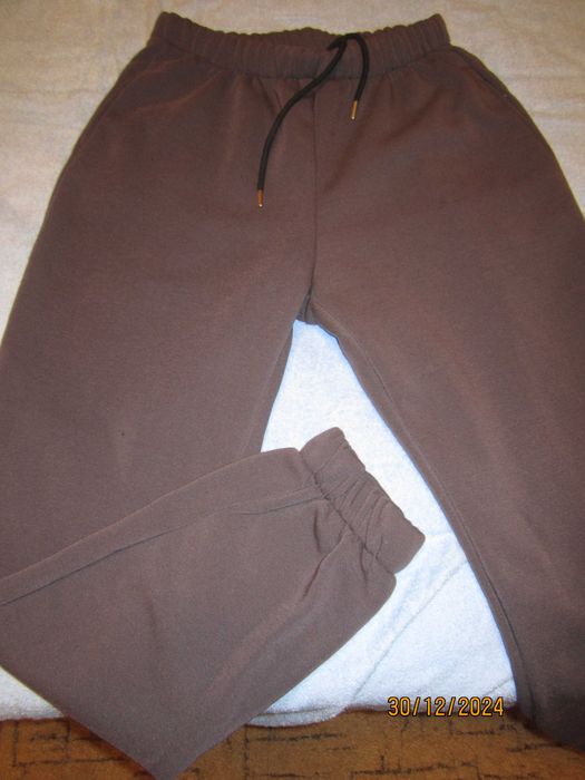 Продам теплые мужские штаны.