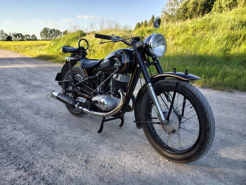 Motocykl Iż 49 1954r