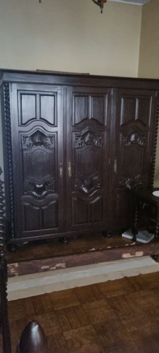 mobiliário de quarto completo em perfeito estado.
