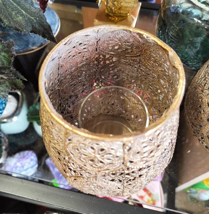 Świeczniki stare złoto, metalowe.