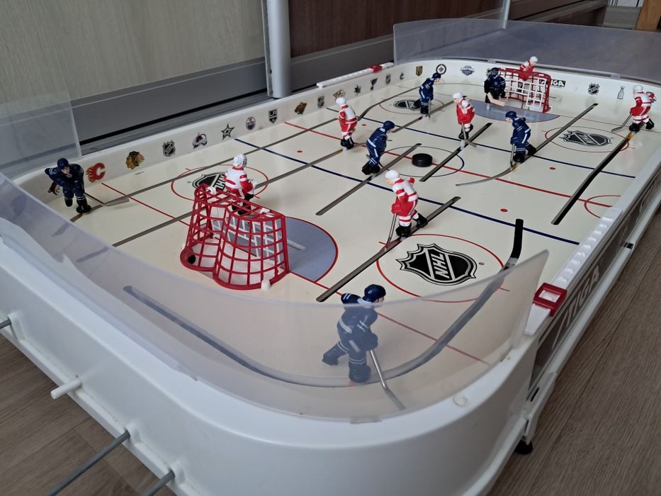 продам хокей STIGA ,очень качественная и надёжная в использовании игра