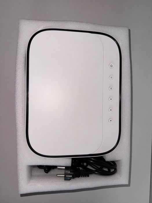 Projektor Zenwire YG550